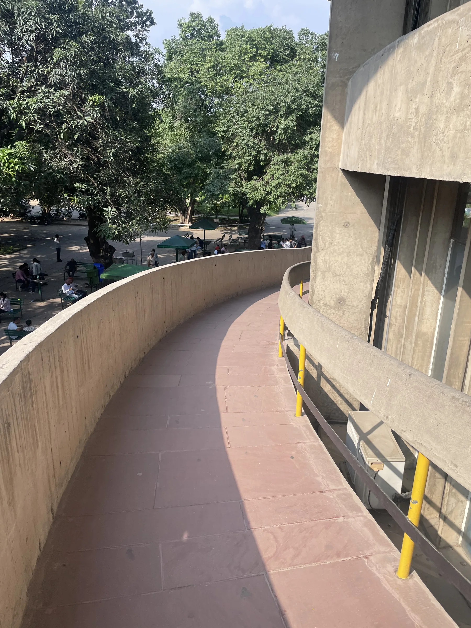 Student Centre Béton brut Panjab University Chandigarh