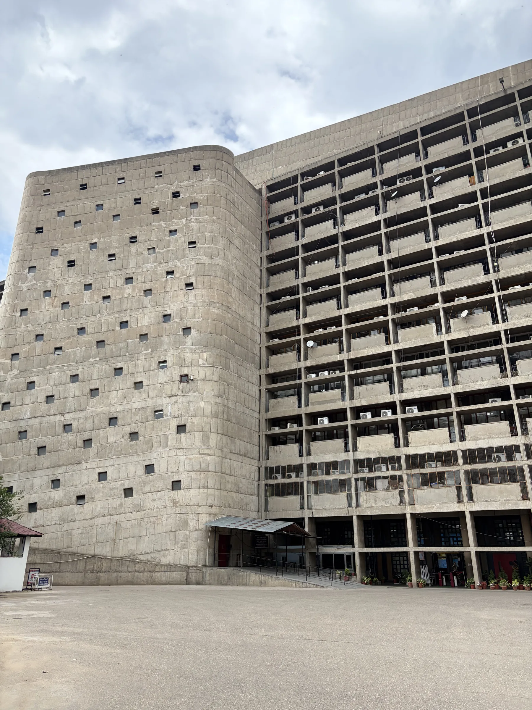 Secretariat Building Le Corbusier Chandigarh skyline