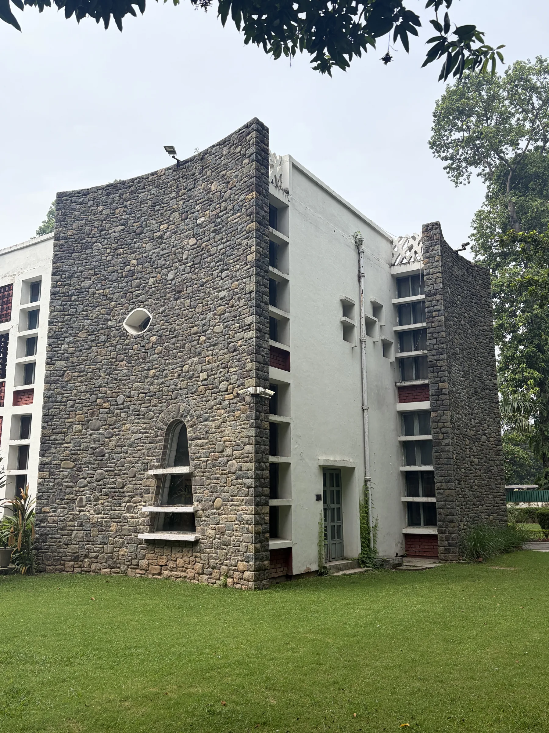 Maison Jeanneret first house Chandigarh Le Corbusier bedroom