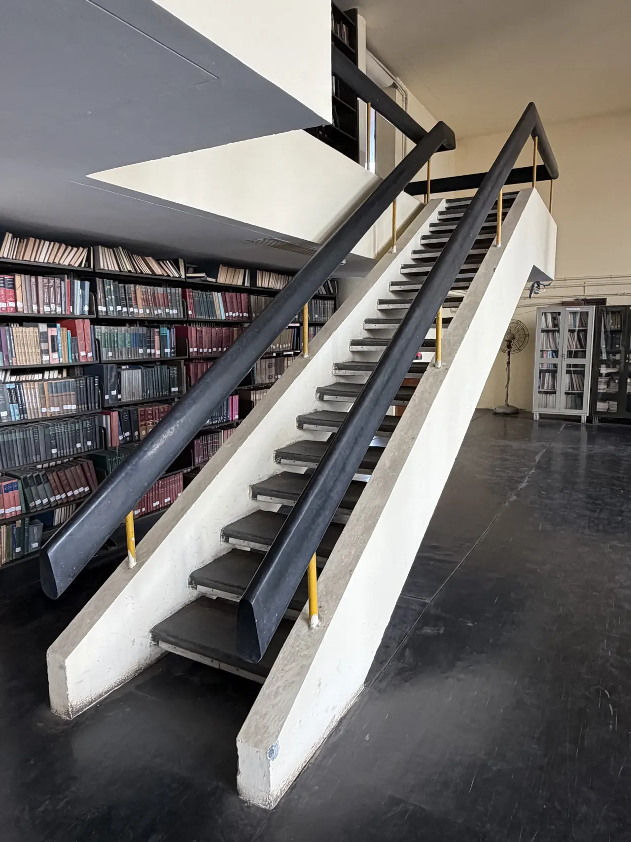 AC Joshi Library interior staircase and reading stacks, Chandigarh design tour