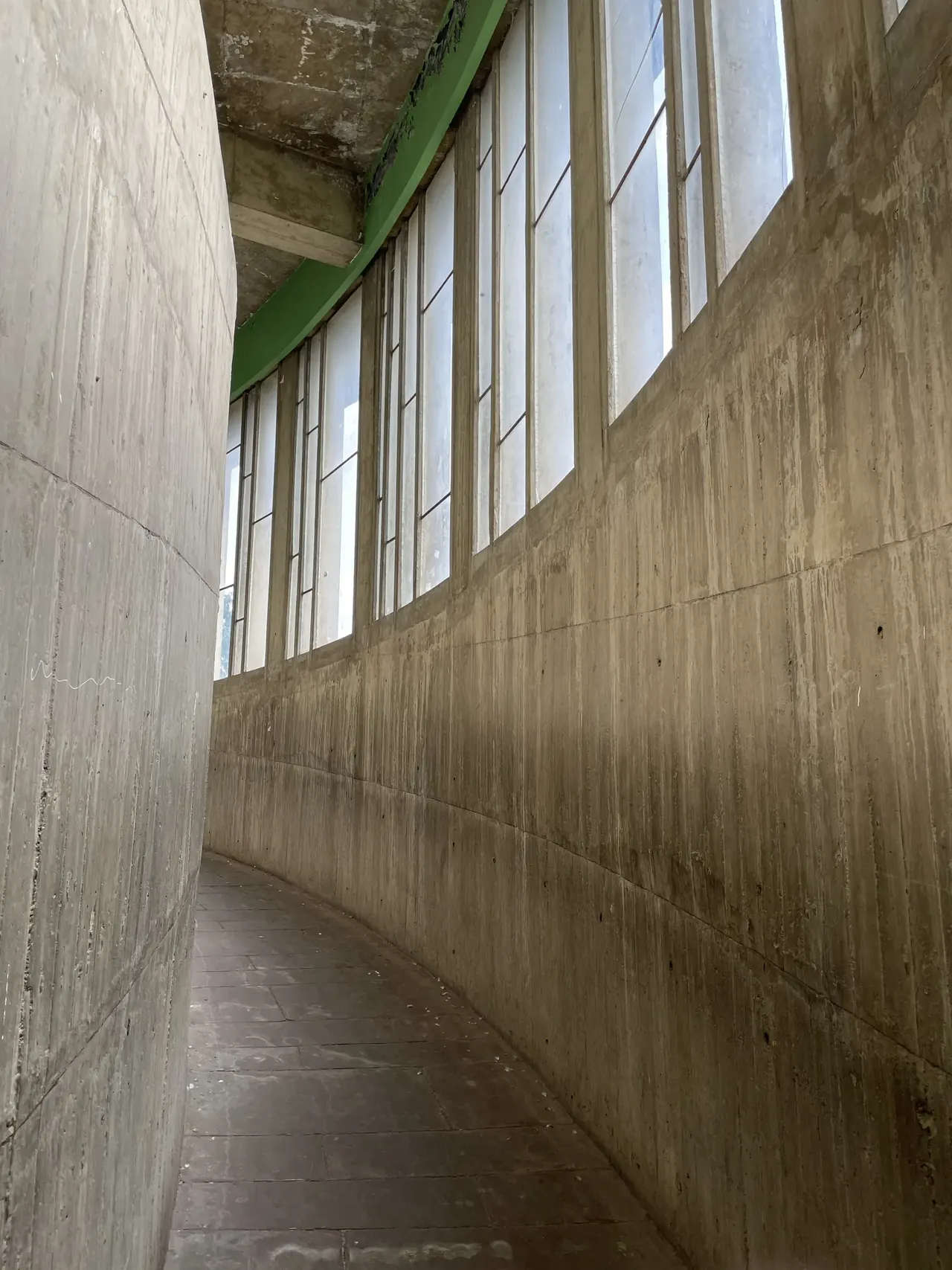 Student Centre curved corridor interior, Beton brut architecture, Chandigarh design tour